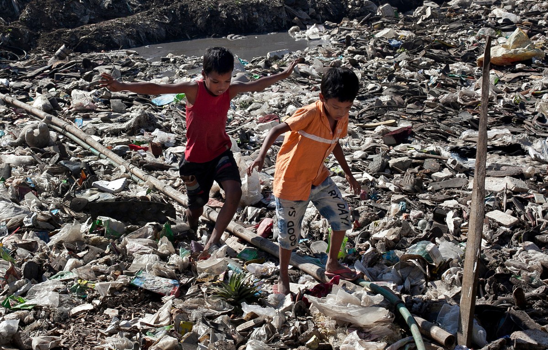 Ragazzini in Bangladesh