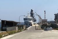Nave Gregoretti, i 116 migranti a bordo sono sbarcati e verranno accolti in tutta Europa