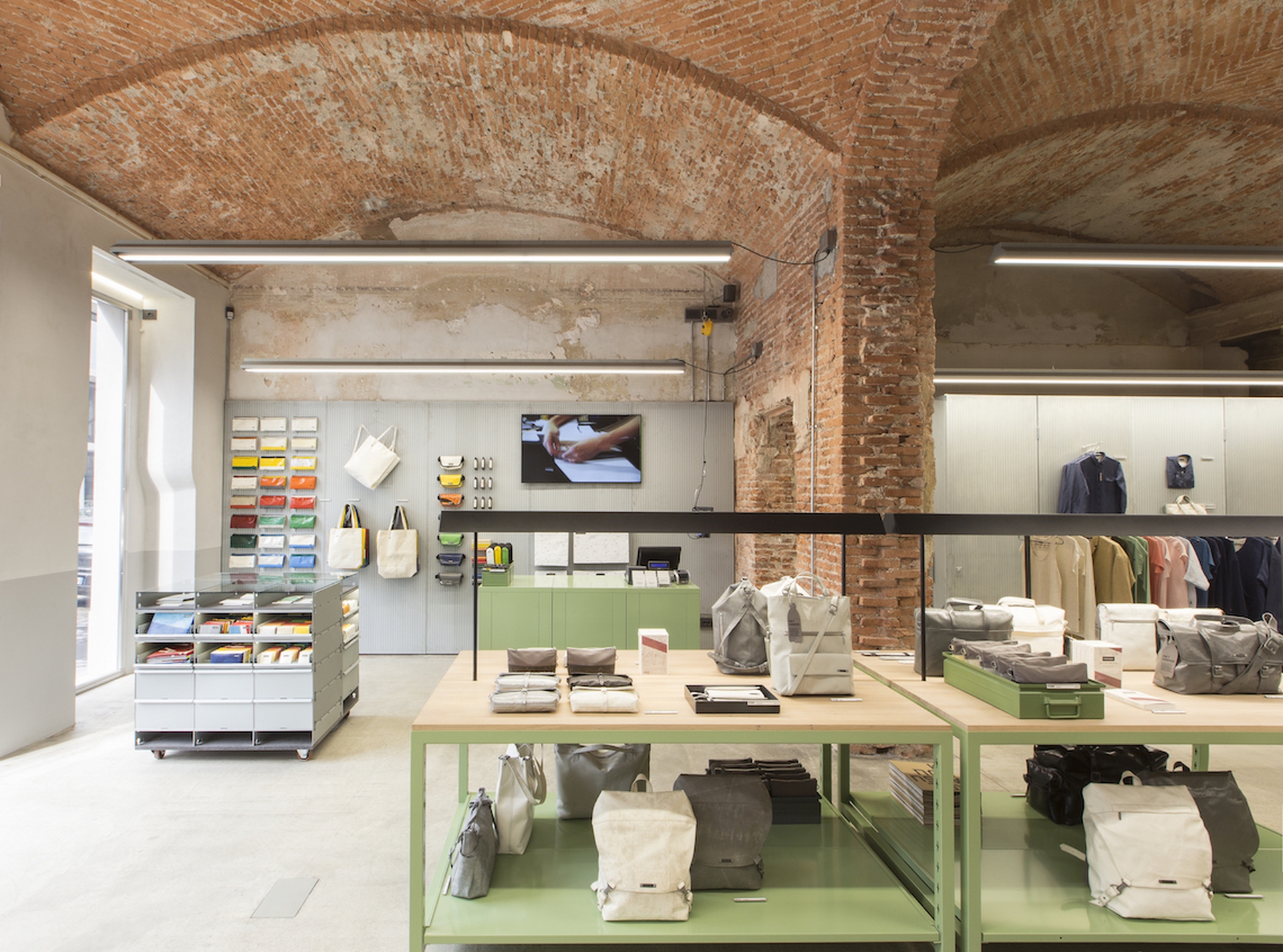 Il negozio Freitag a Milano