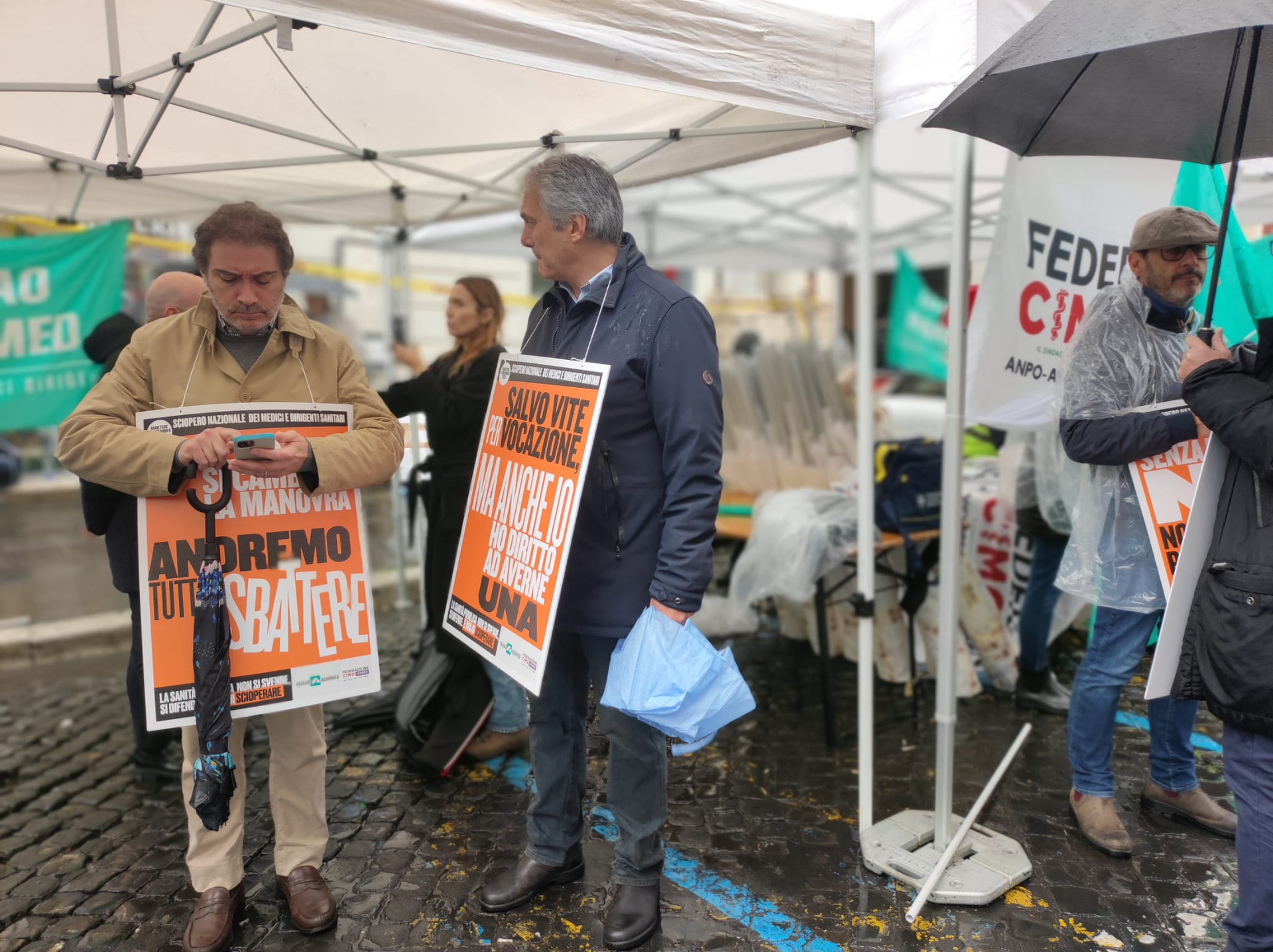 WhatsApp Image 2023-12-05 at 16.24.00