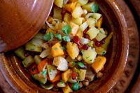 Tajine di zucca con couscous, ricetta dal Mediterraneo del Sud