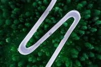 Quanto inquina un’auto elettrica? Dipende dalle fonti energetiche che alimentano le reti