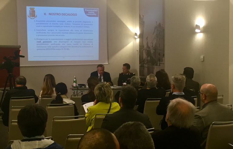 Roma, un momento della presentazione della sedicesima edizione della campagna Vacanze Sicure. ©Assogomma