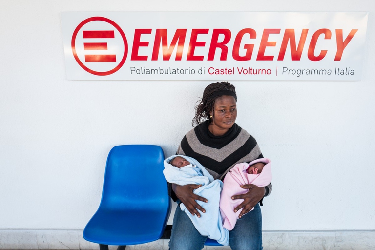 L'ambulatorio di Emergency a Castel Volturno, in provincia di Caserta, Italia