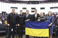 Il Parlamento europeo assegna al popolo ucraino il premio Sacharov per la libertà di pensiero