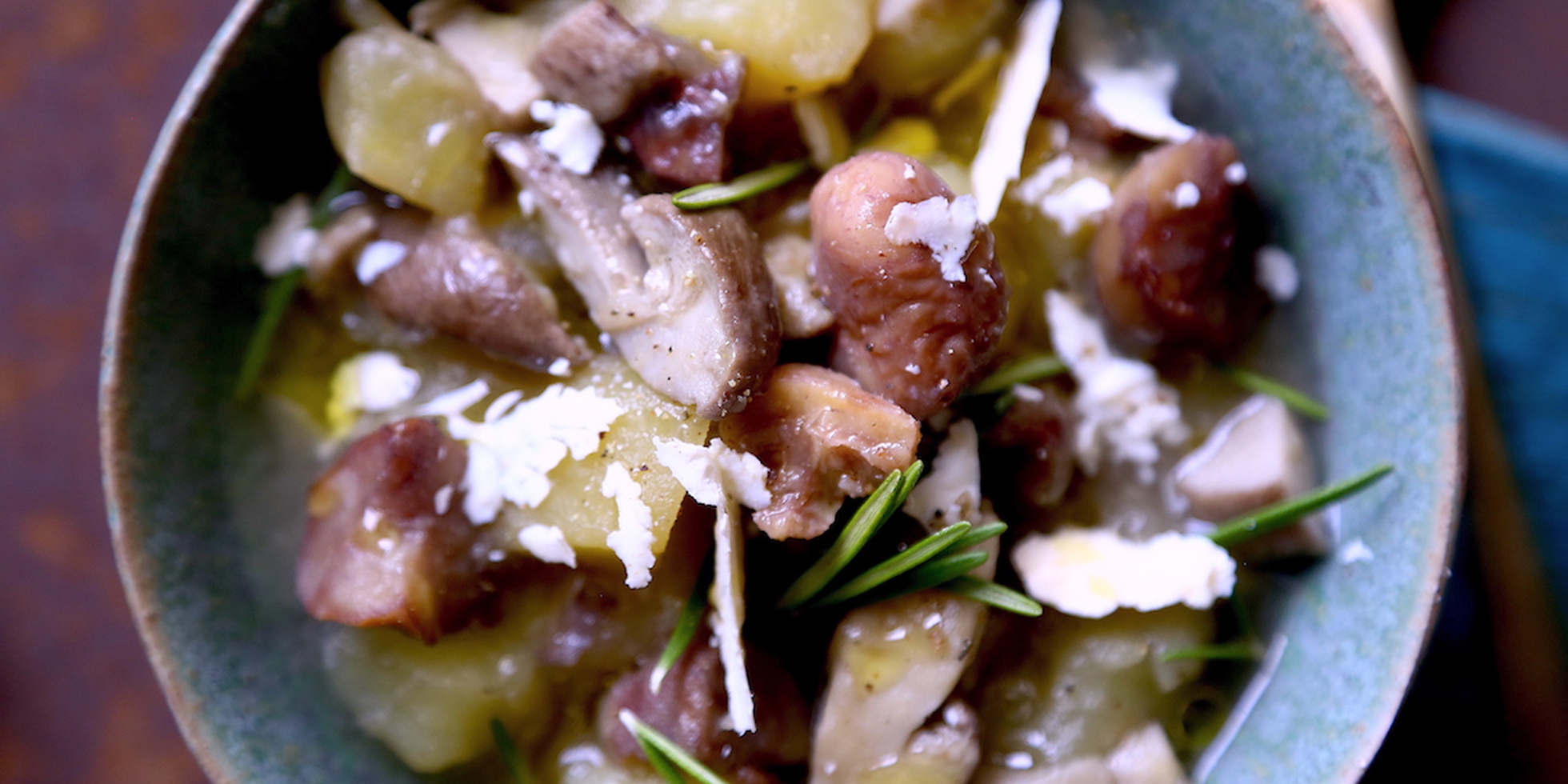 Zuppa di patate, porcini, castagne e ricotta al forno LifeGate