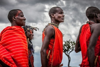 Ci sono state violenze sui masai in Tanzania, la Commissione europea cancella i finanziamenti green