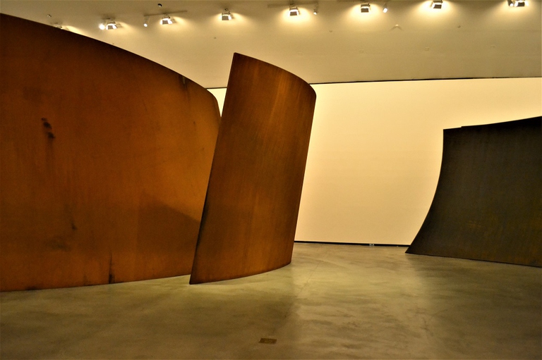 L'opera di Serra al Guggenheim Bilbao