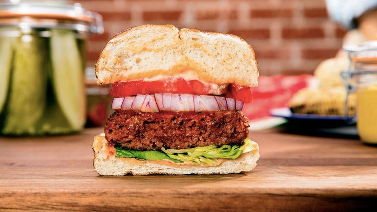 L'hamburger di Beyond Meat, let's emerge award