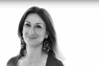 Chi era Daphne Caruana Galizia, la giornalista d’inchiesta uccisa a Malta