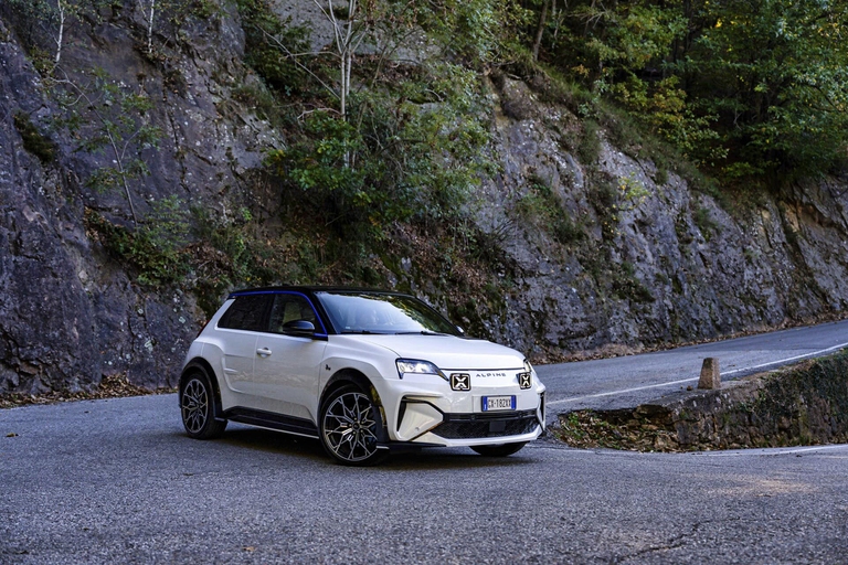 A290, Alpine, auto elettrica, test drive