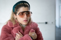 Prada abbandona le pellicce e sceglie materiali alternativi