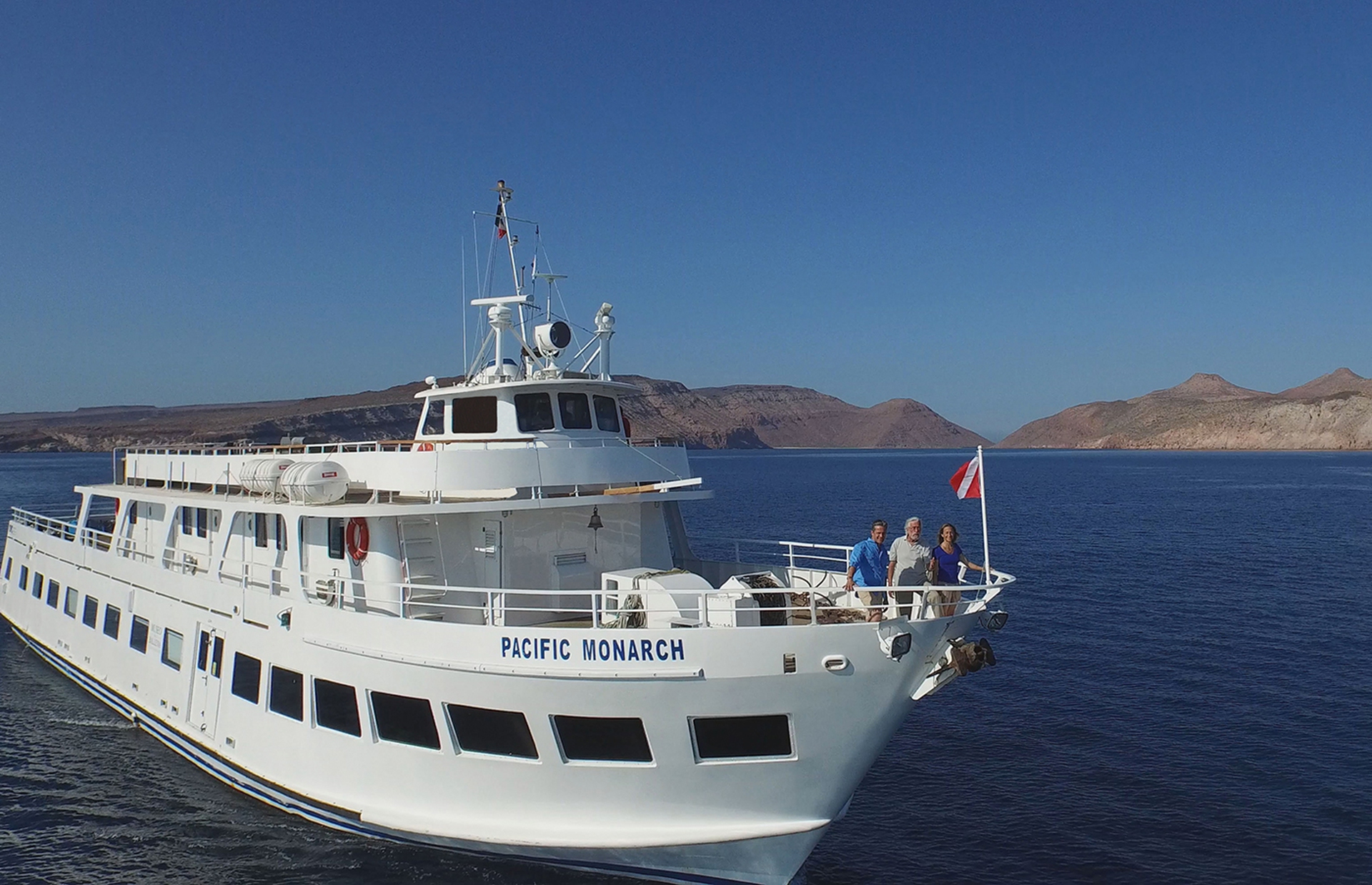 Jean Michel Cousteau sulla nave durante l'esplorazione
