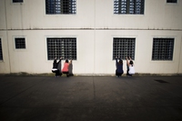 Come stanno le donne detenute in Italia, secondo il rapporto dell’associazione Antigone