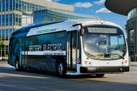 Questo autobus elettrico ha un’autonomia di (quasi) 500 chilometri