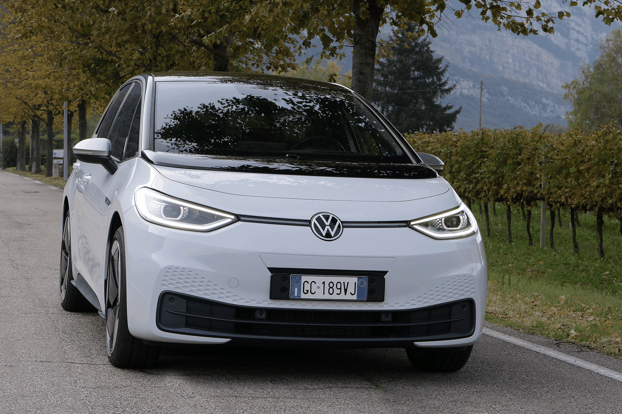 Volkswagen i 4