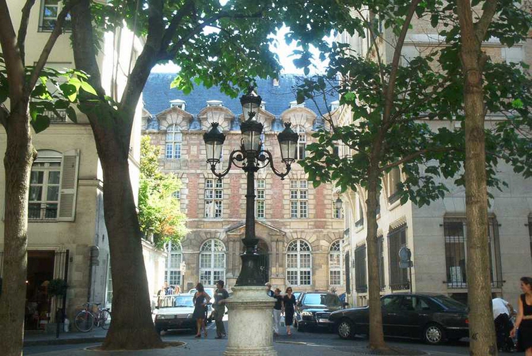 Place de Furstenberg