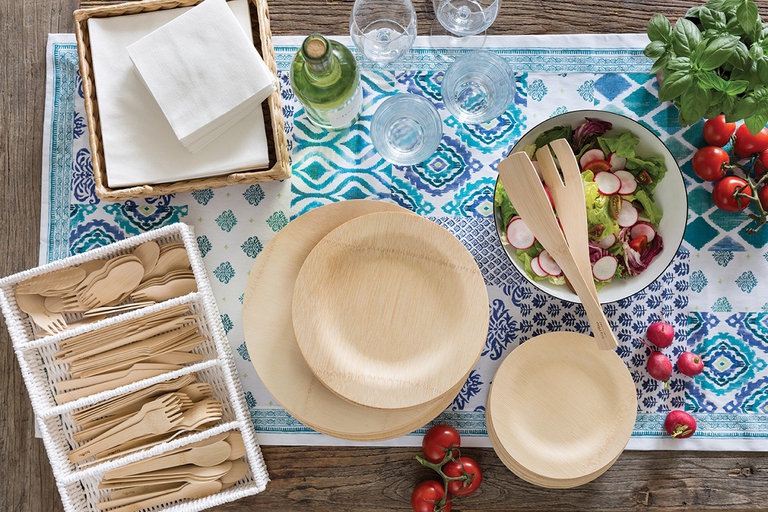 Stoviglie e piatti compostabili