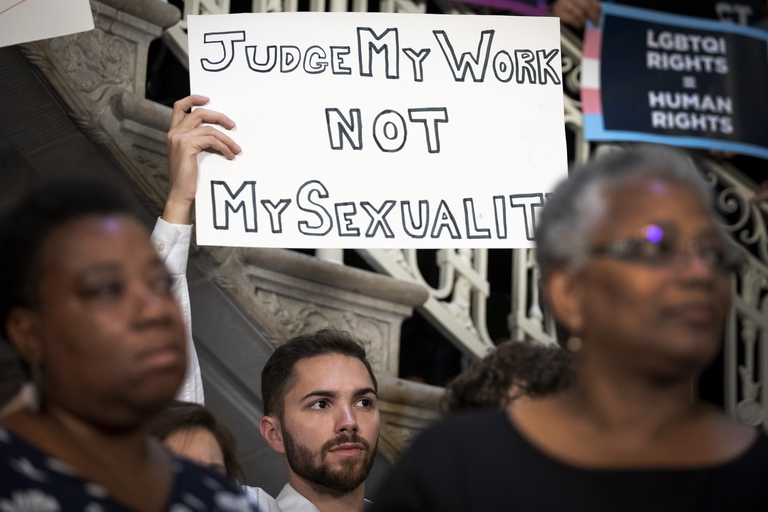 Negli Stati Uniti non si può più licenziare per essere gay o trans, lo stabilisce la Corte Suprema