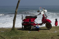 Giorgio Bettinelli: una vita in Vespa, attorno al mondo