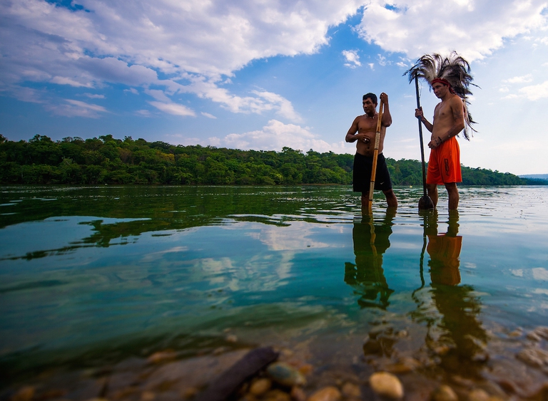 PALMAS, BRAZIL - OCTOBER 27:  Brazilian Indians talk on the river bank during the first World Indigenous Games on October 25, 2015 in Palmas, Brazil.  (Photo by Buda Mendes/Getty Images)