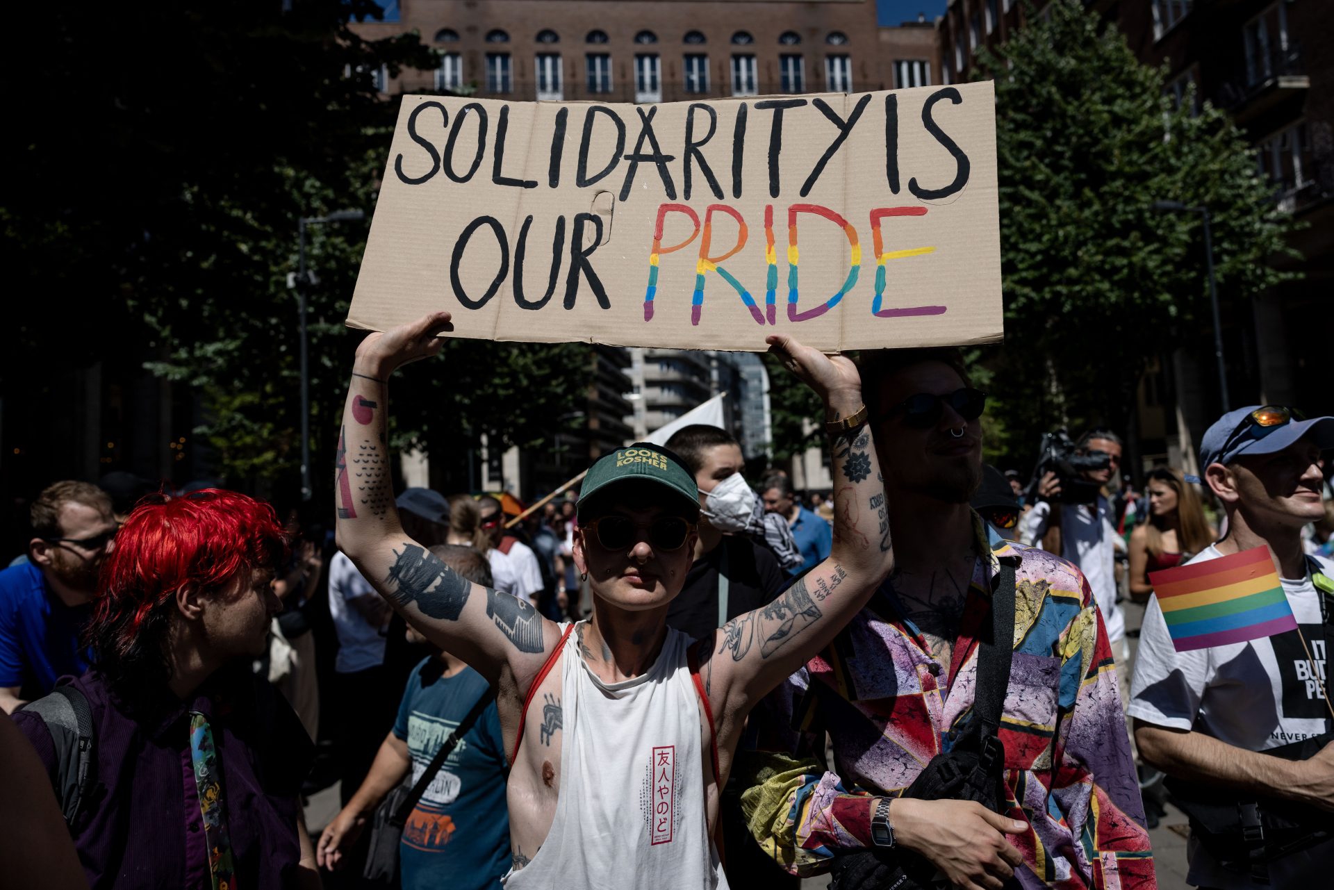 Budapest Pride Parade Goes Ahead Despite Ban