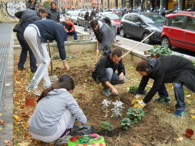 guerriglia gardening del del documentario Giardinieri d'assalto