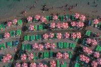 Trovare una spiaggia libera in Italia è sempre più difficile