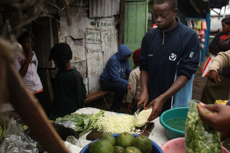 NGO Gives Out Cash Grants to Urban Poor