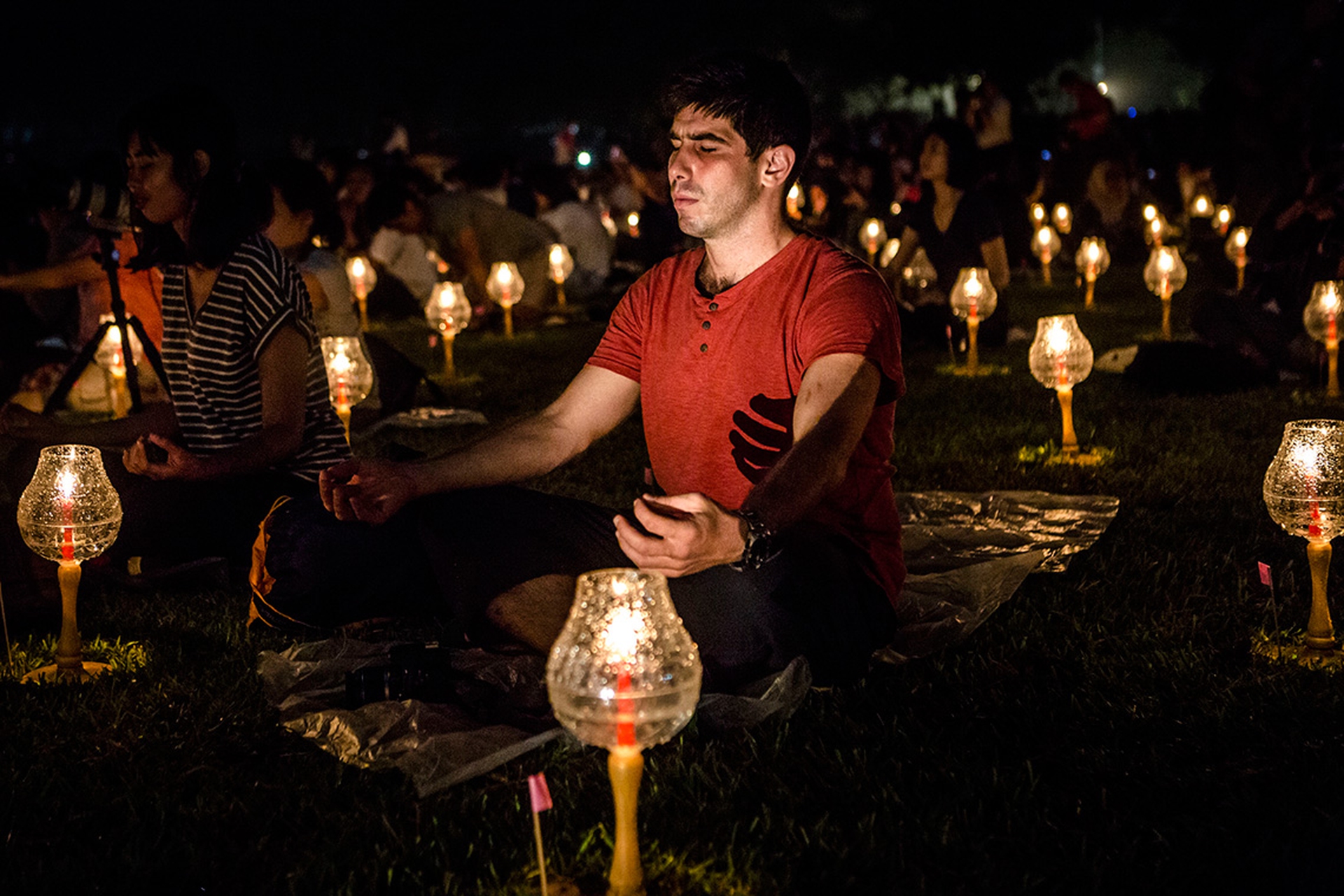 Buddista celebra il Vesak