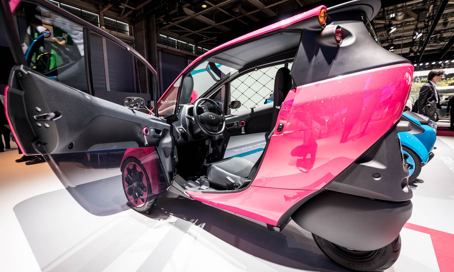 In Francia si festeggia l’i-Road: dalle strade di Grenoble al Motor Show della capitale