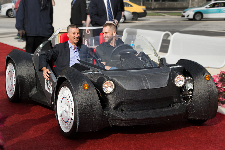 strati-3d-printed-car
