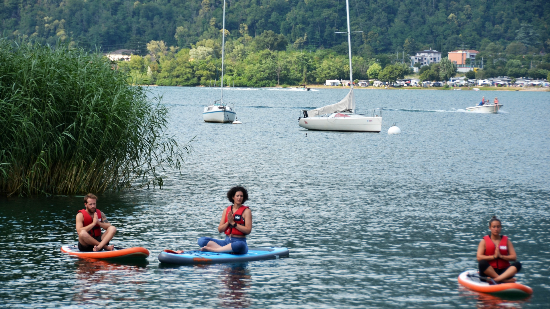 In sup sul lago in Svizzera