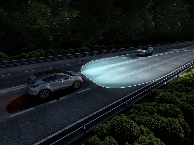 kia_sportage_my16_high_beam