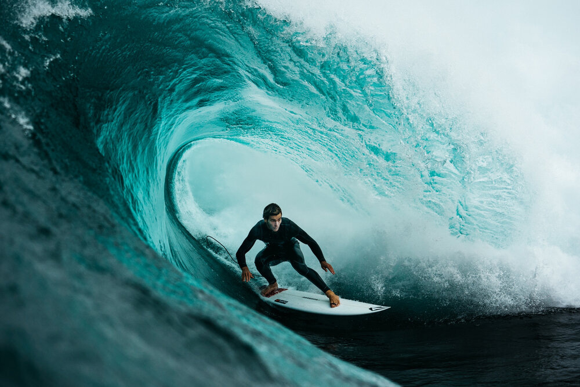Nikon surf photo of the year award 13