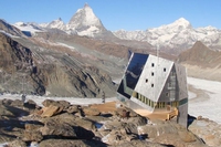 Un viaggio nei rifugi ecosostenibili, tra le montagne più belle d’Europa