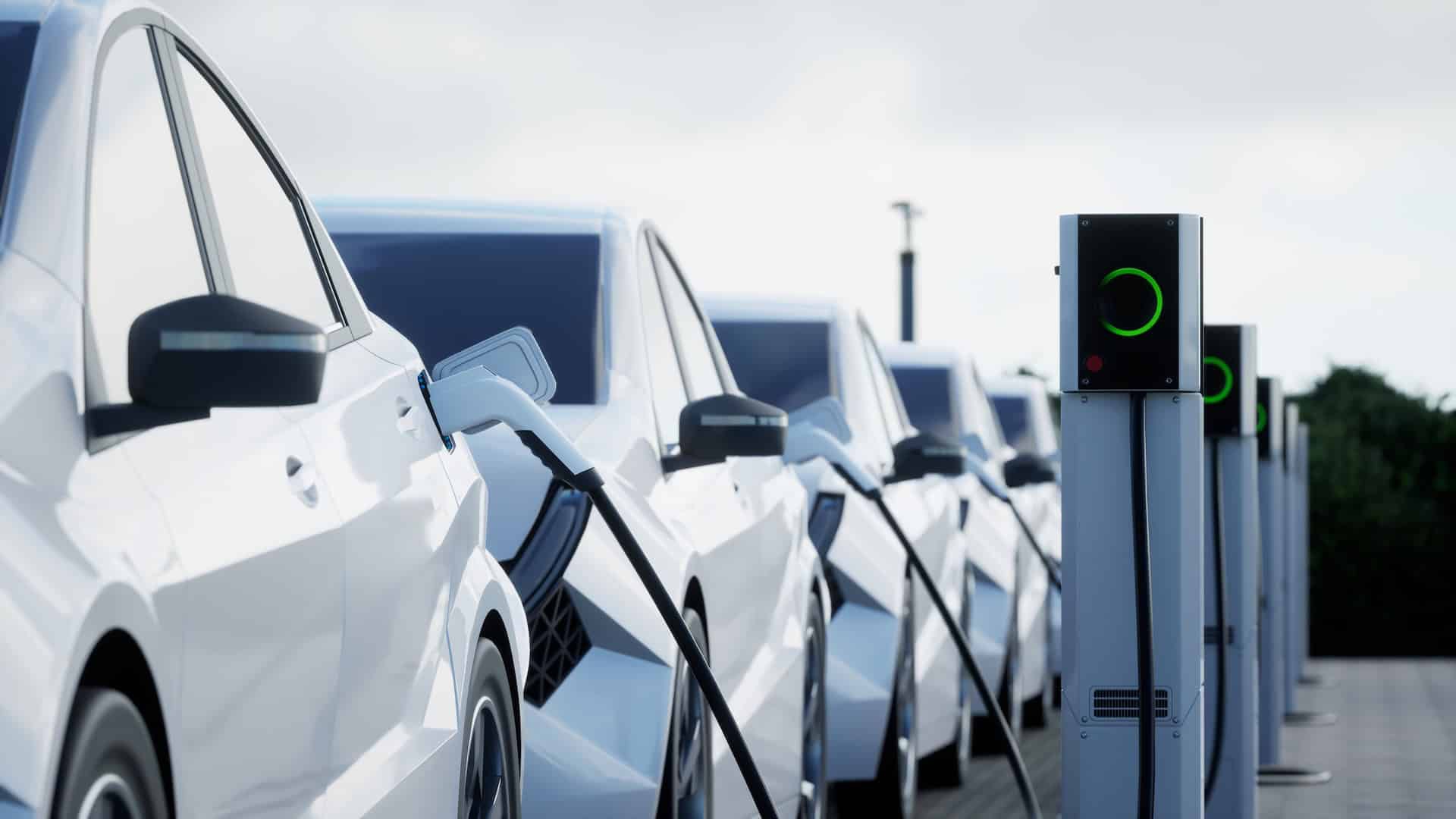 Come sarà il 2025 delle auto elettriche tra Cina, dazi e CO2