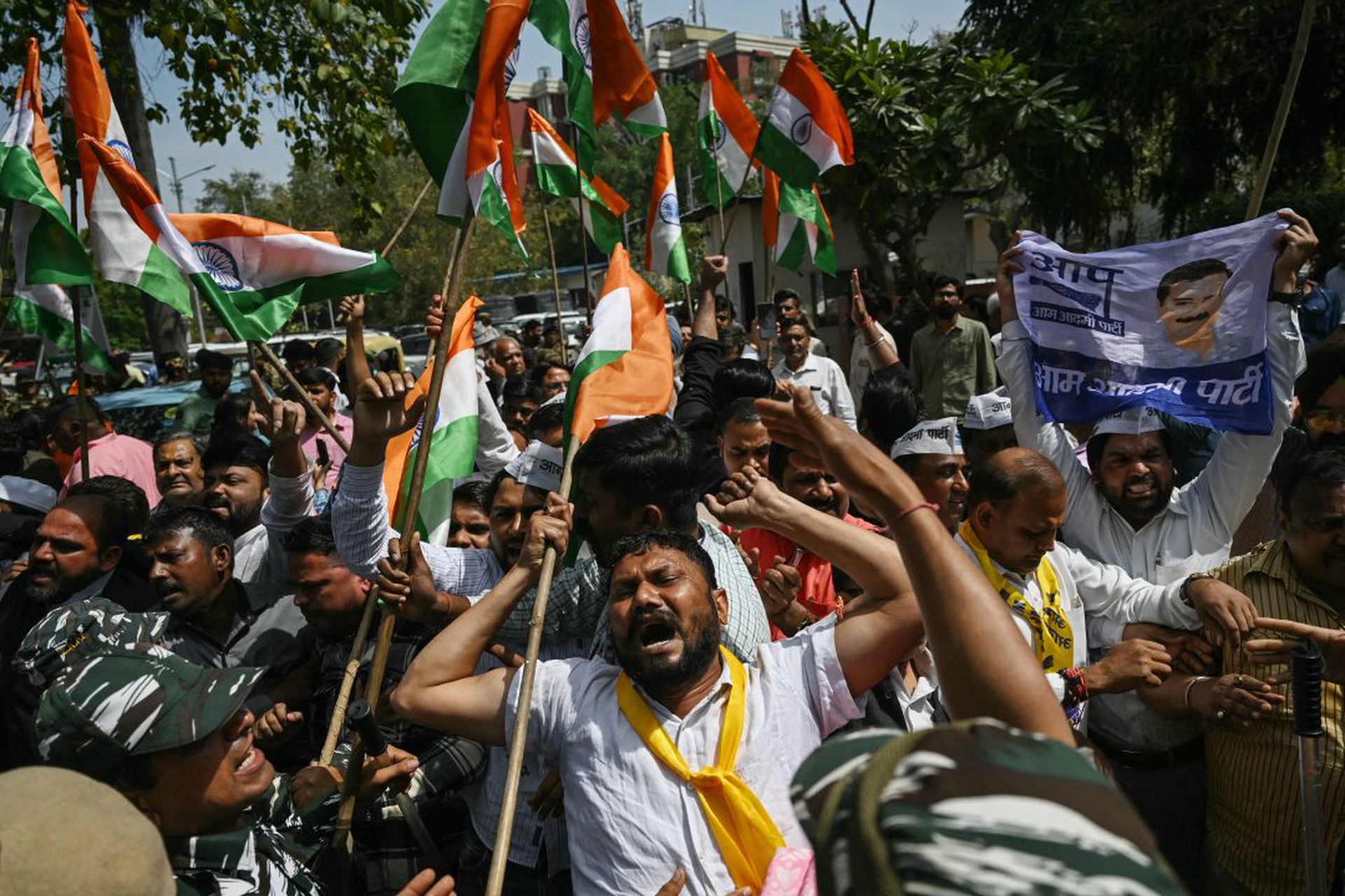 TOPSHOT-INDIA-POLITICS-VOTE-KEJRIWAL-PROTEST