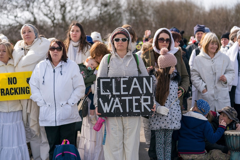 Marcia di protesta contro il fracking a Blackpool, Inghilterra