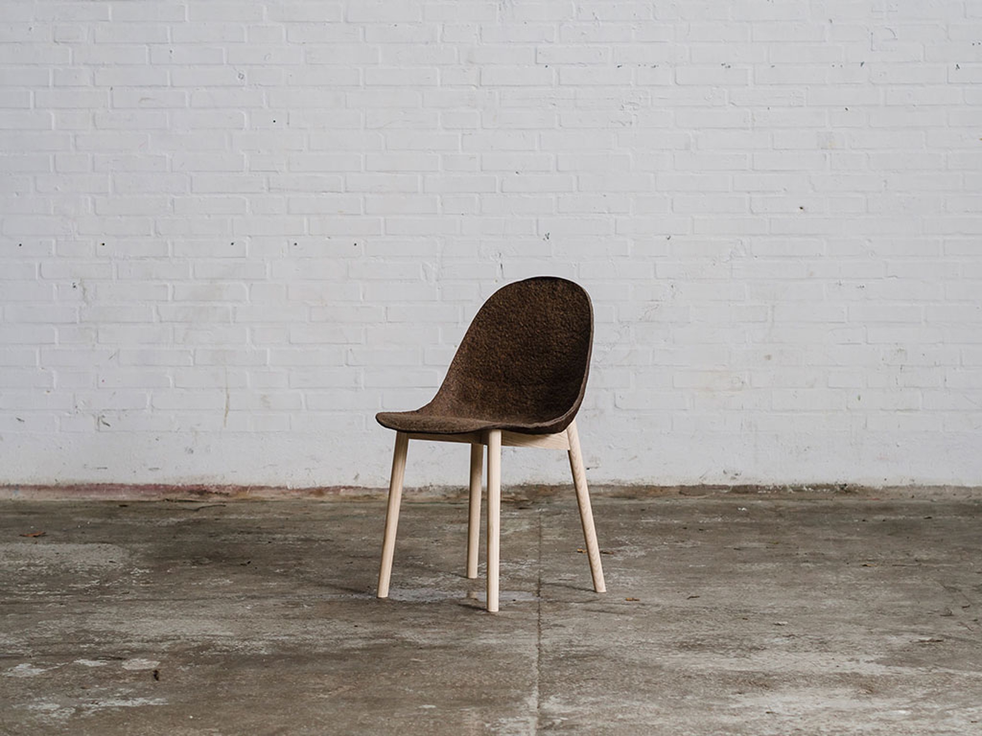 1-Terroir_Chair_Perspective_landscapeEM_web_1800