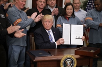 Cosa sono i dazi doganali e perché Donald Trump li ha reintrodotti