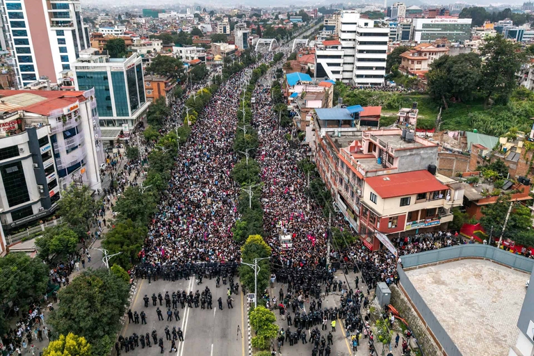 Uno dei grandi cortei organizzati a Katmandu, in Nepal