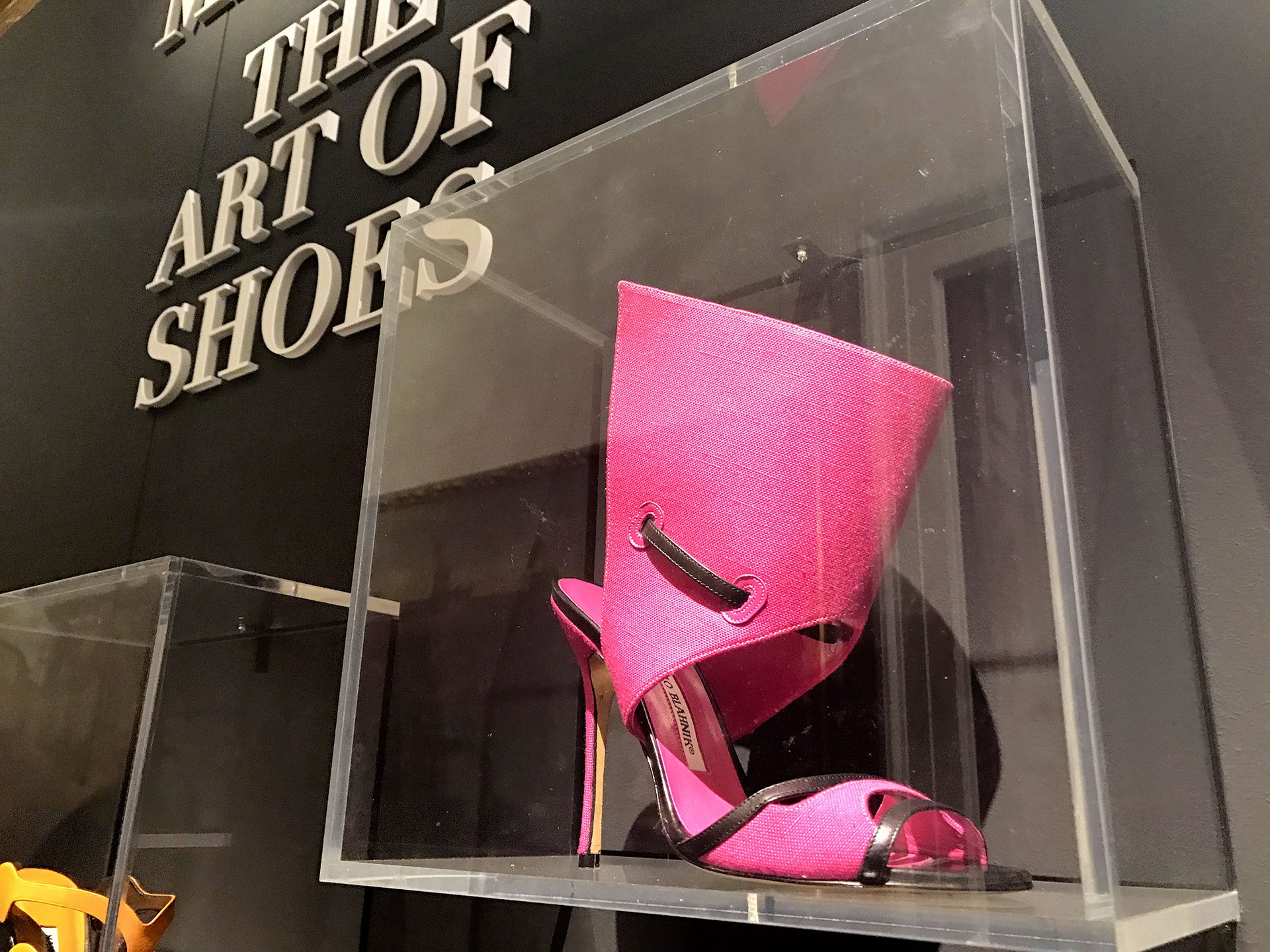 manolo-blahnik-3