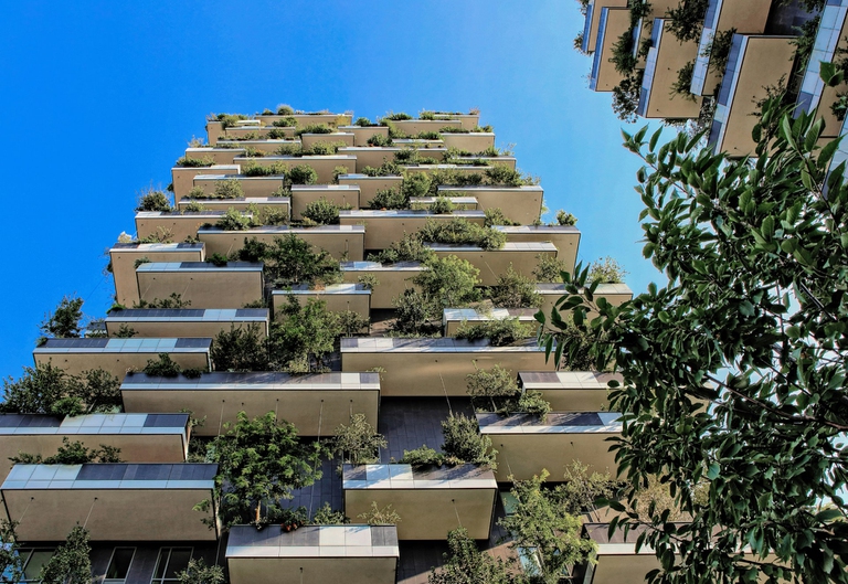 Bosco verticale, Milano, Isola