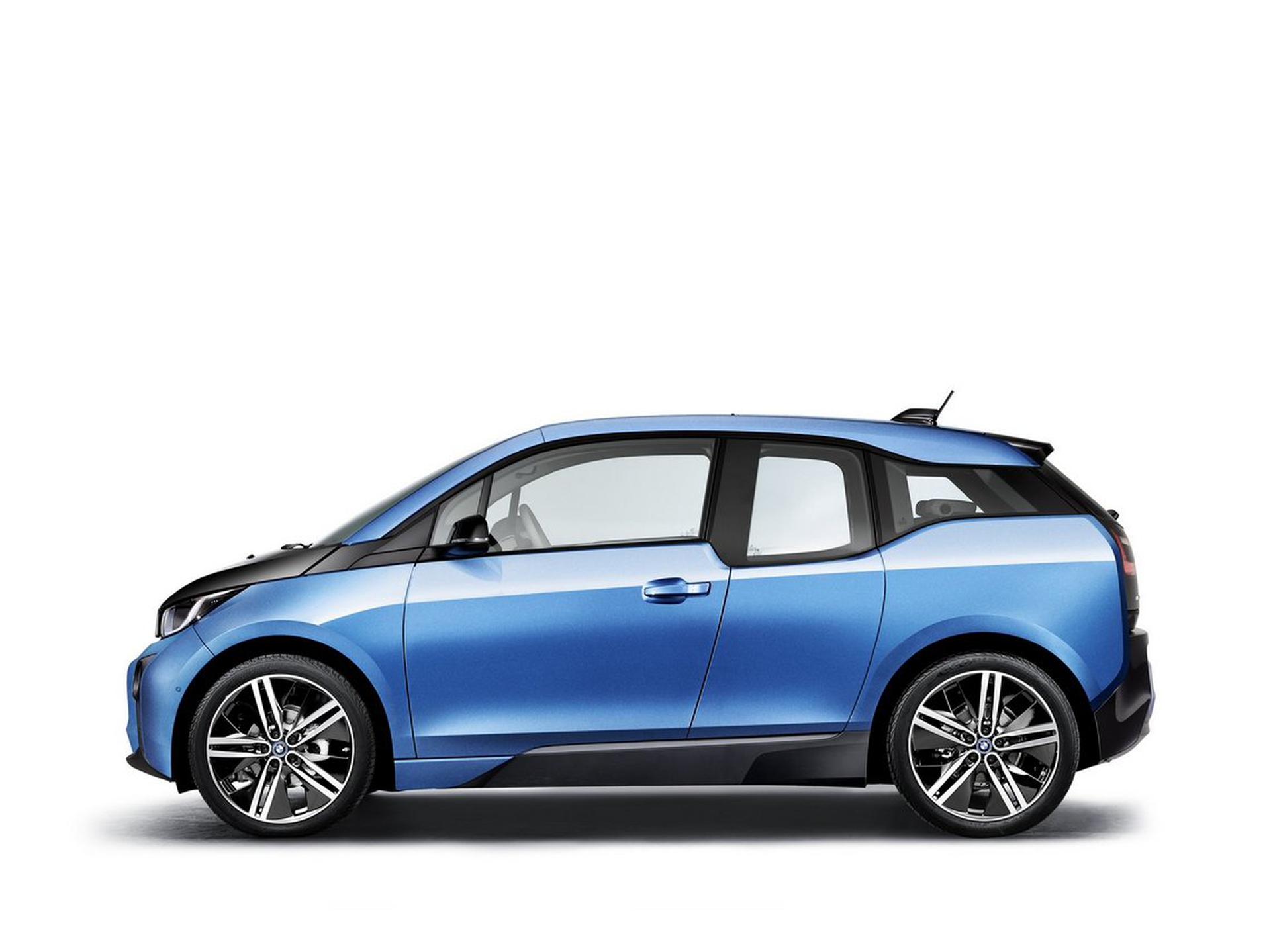 BMWi32016-009