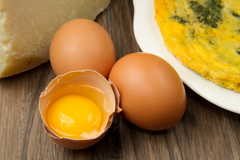 formaggio e uova nella dieta vegetariana