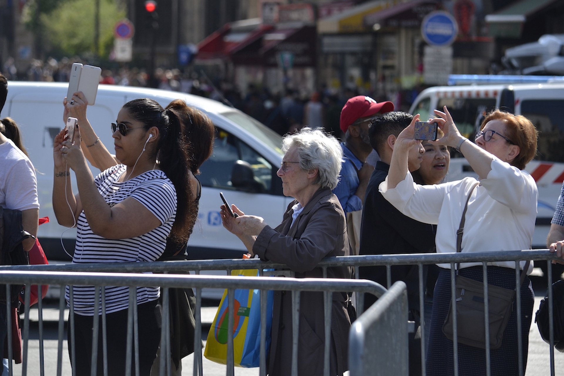 La cattedrale di Notre Dame a Parigi dopo il rogo28