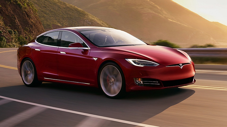 Tesla Model S P100D-001
