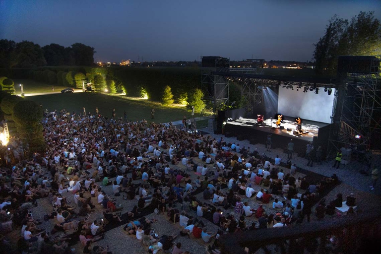 Lo show di Laurie Anderson a Villa Arconati per Terraforma © Angelo Redaelli