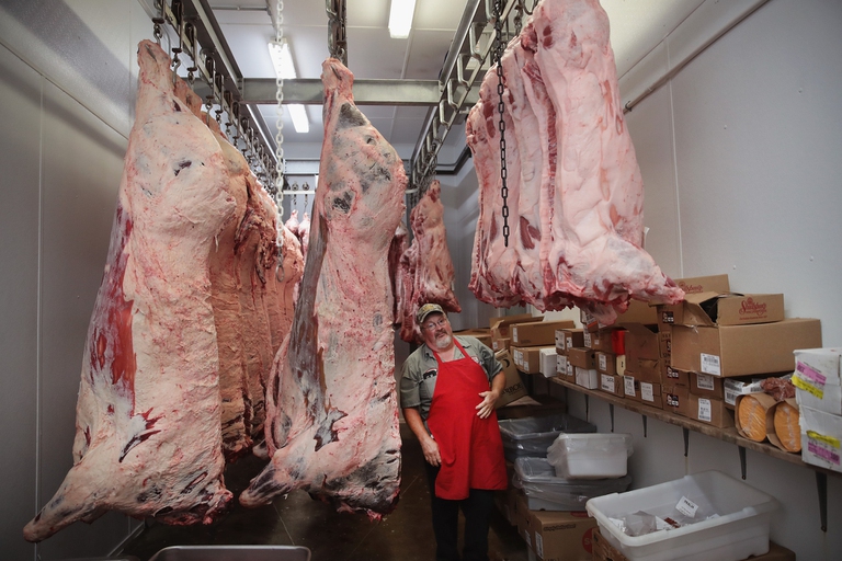 Metano, 15 aziende di carne e latticini ne emettono quanto l’Europa